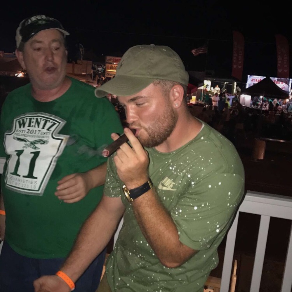 Meet your Posher, Thomas